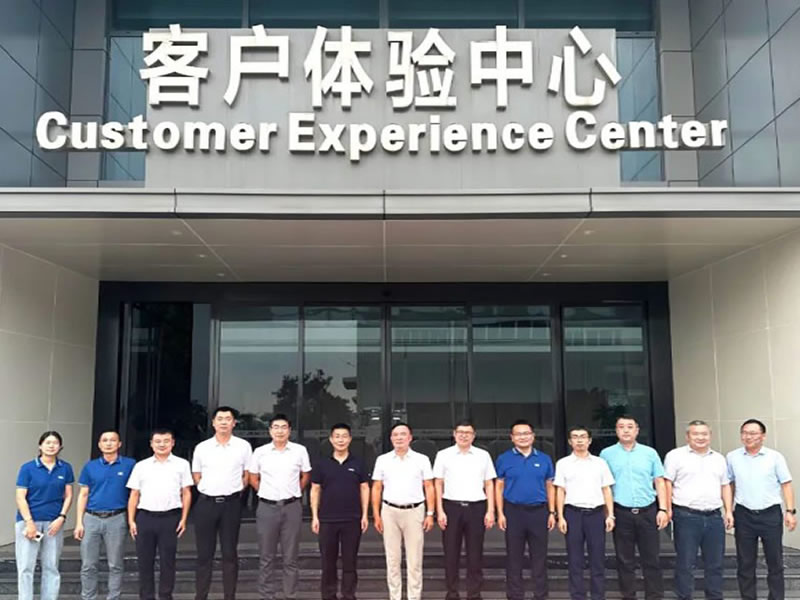 聚力同行，合作共贏！中集強冠攜手解放青汽x玉柴集團加速推進牽引頭罐一體化產(chǎn)品開發(fā)與推廣